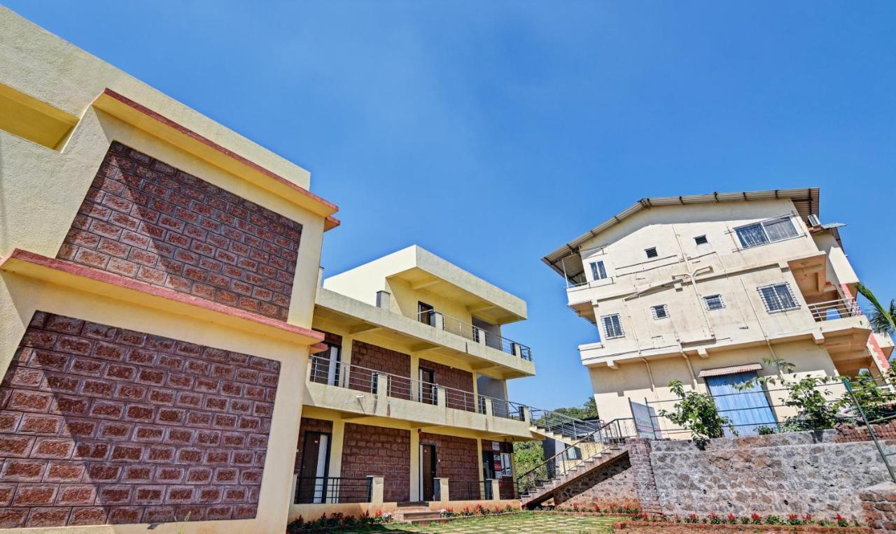 Aditya Hill View Inn Mahābaleshwar Zewnętrze zdjęcie